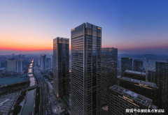 【建工EIC】售楼处热线【预定看房德律风